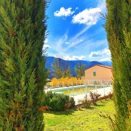 Bourgade 7 Apartamento *