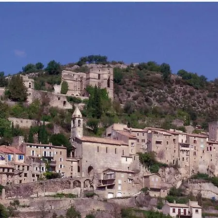 Bourgade 7