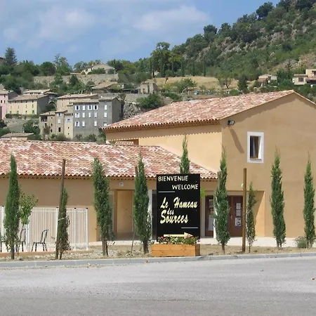 Bourgade 7 Apartamento
